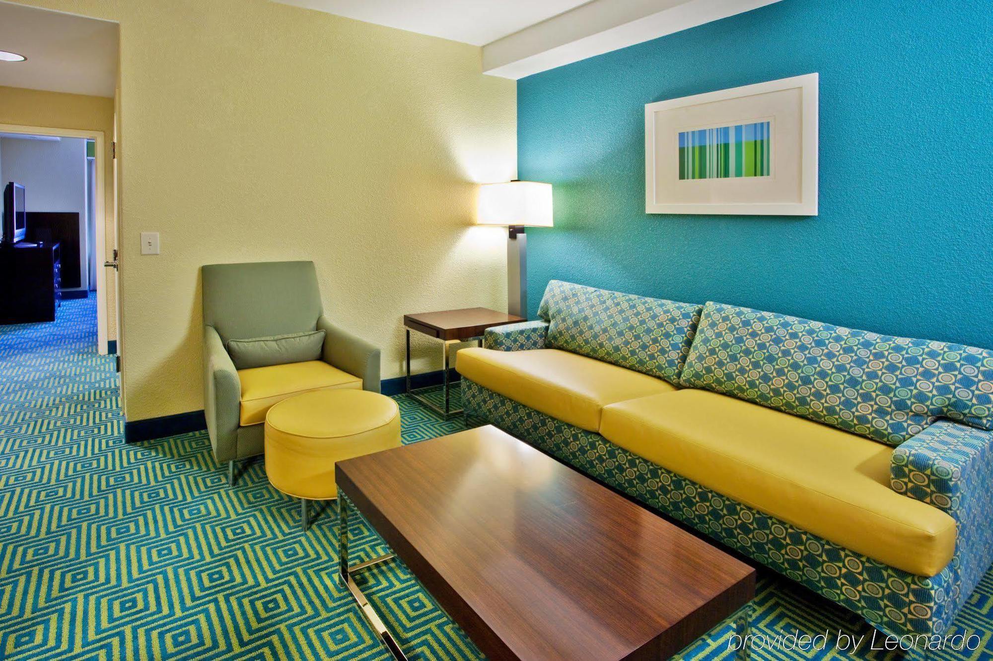 Hilton Garden Inn Далтън Стая снимка